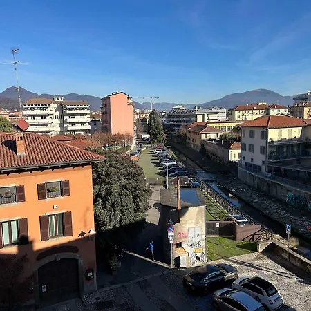 Del Borgo - Immobili E Soluzioni 贝尔加莫